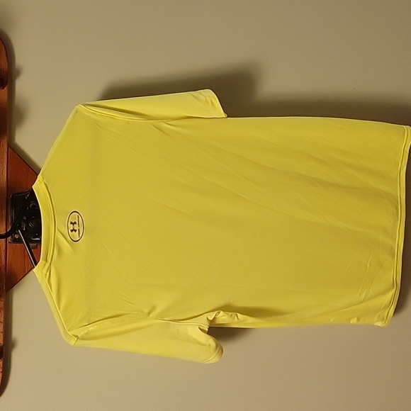 Under Armour shirt - Picture 3 of 3